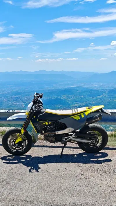 Husqvarna 701 Supermoto (2023 - 25) usata