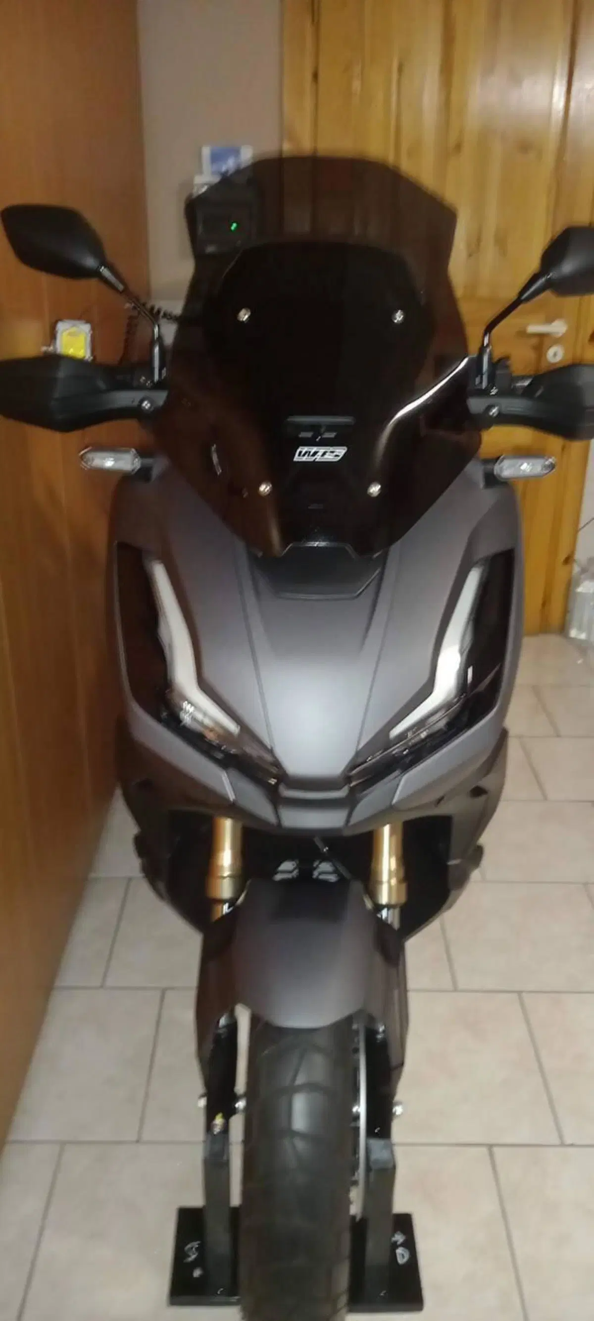 Honda ADV 350 (2022 - 24) (8)