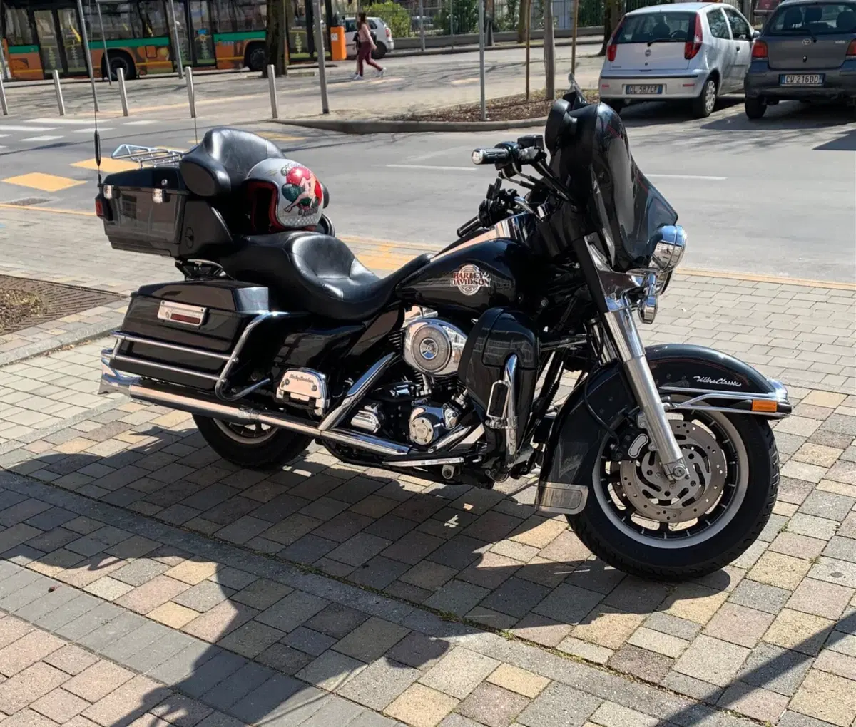 Harley-Davidson 1450 Electra Glide Ultra Classic (2006 - 07) - FLHTCUI (2)