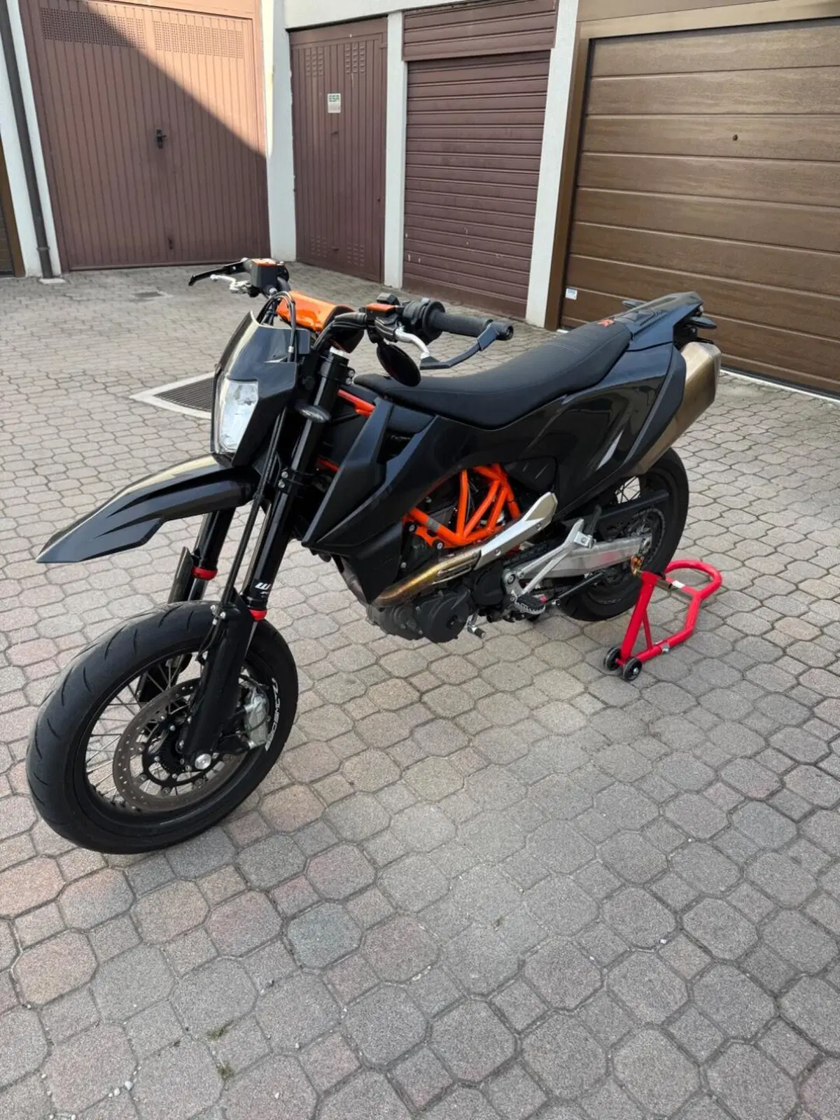 KTM 690 SMC R (2023 - 25) (3)