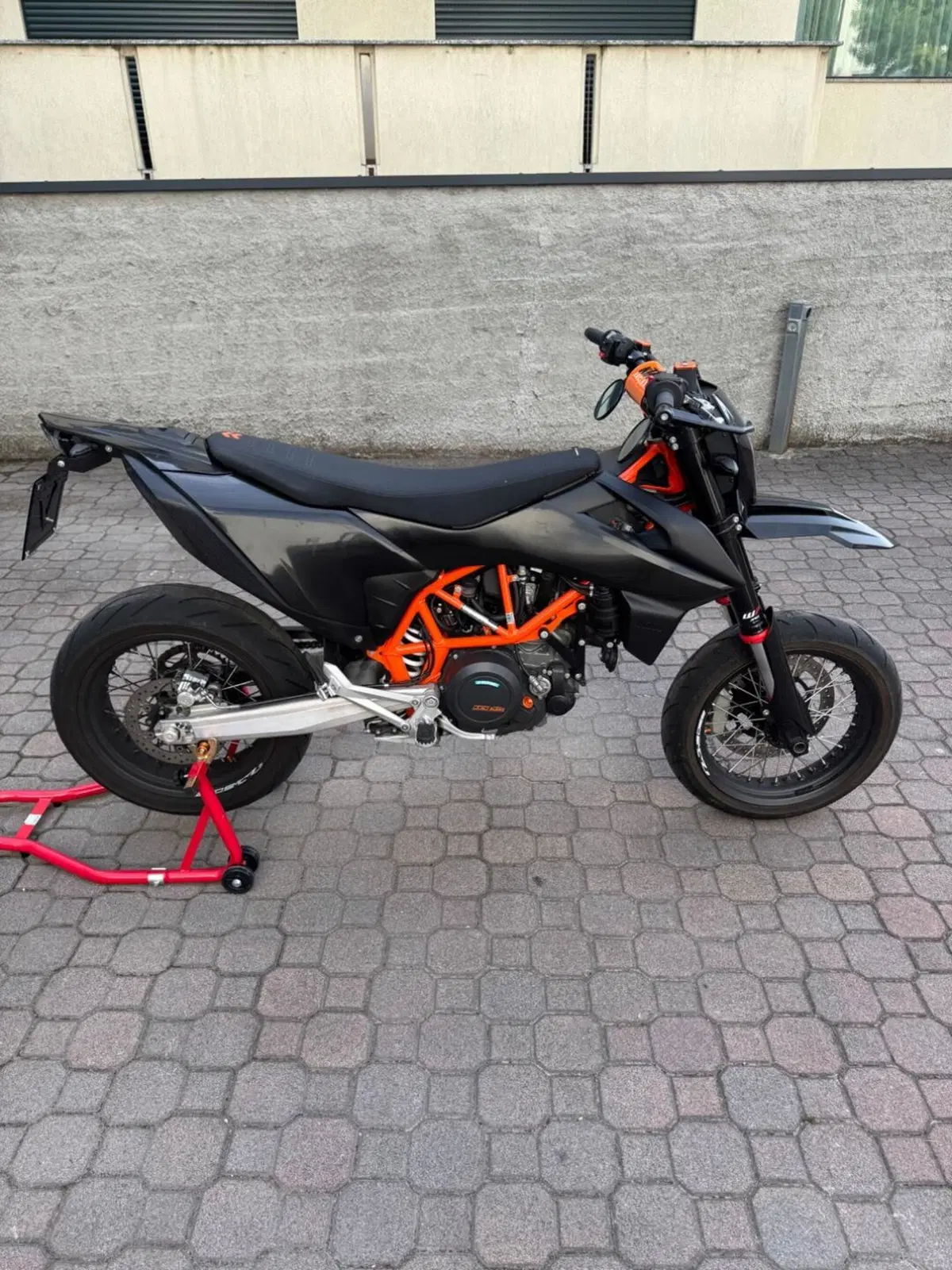 KTM 690 SMC R (2023 - 25) (5)