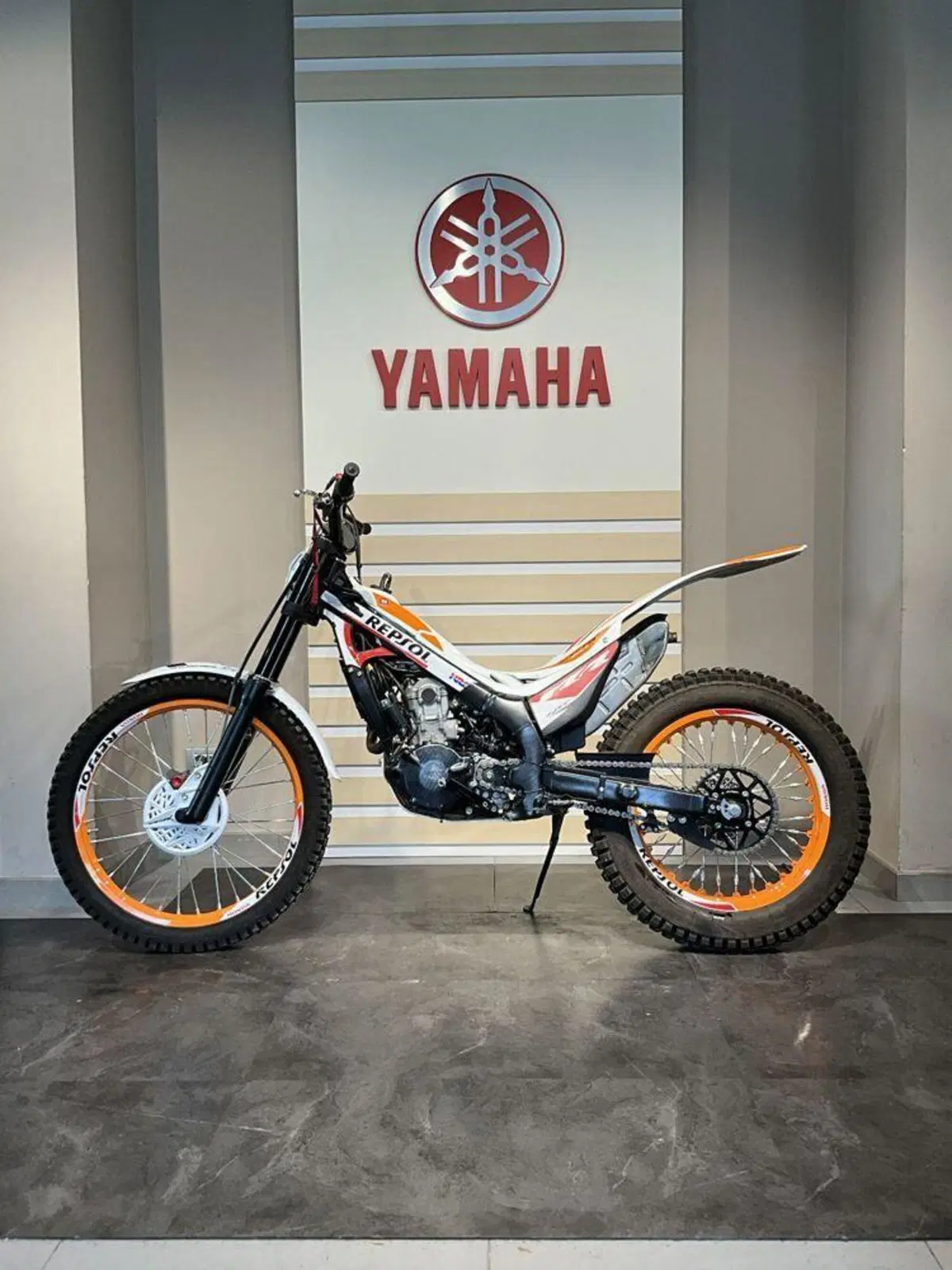 Montesa Cota 4RT 301 RR Race Replica (2022 - 24) (3)