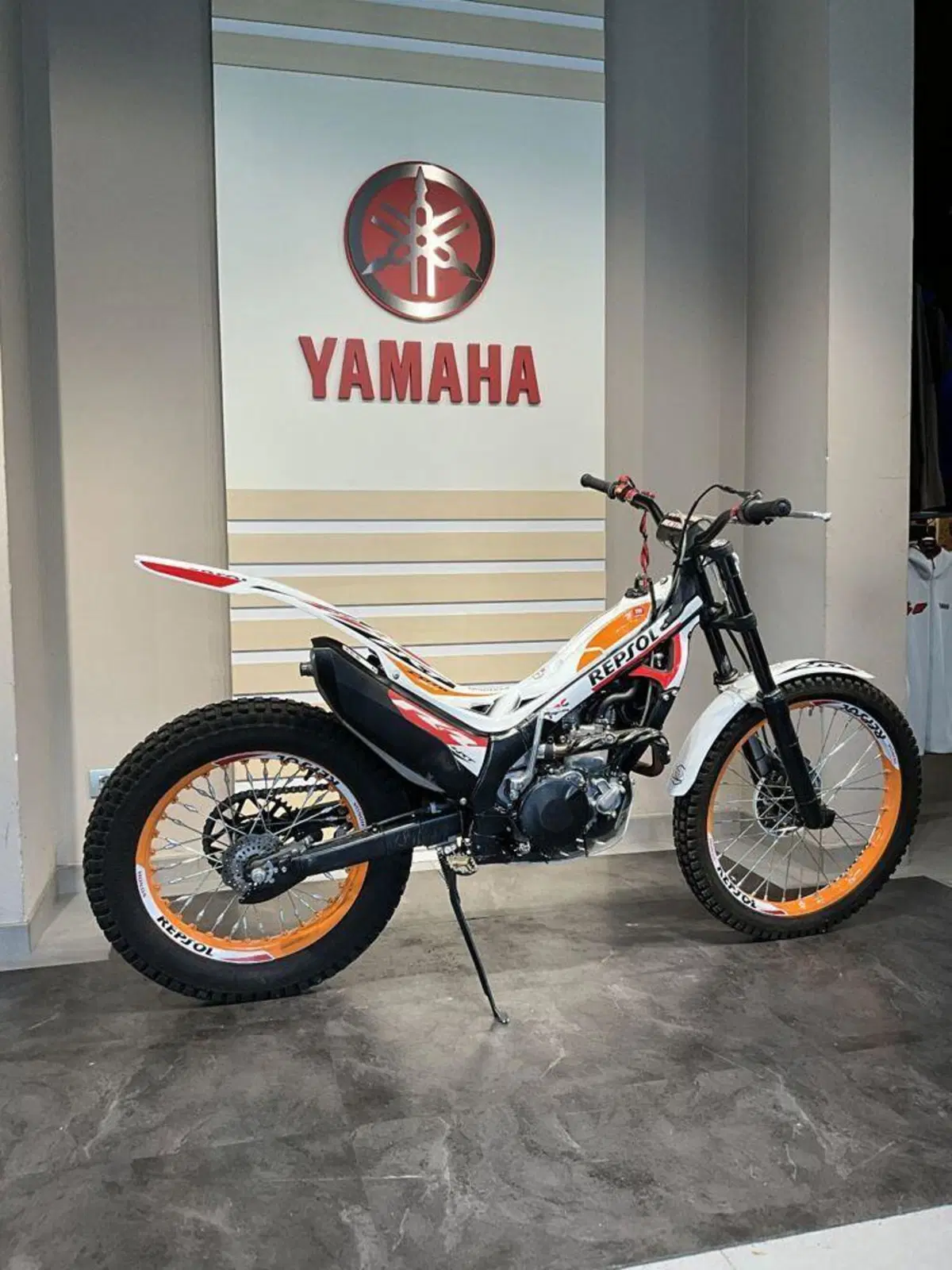 Montesa Cota 4RT 301 RR Race Replica (2022 - 24) (5)
