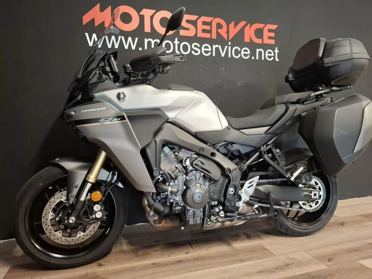 Yamaha Tracer 9 GT Y-AMT (2025 - 26) (2)