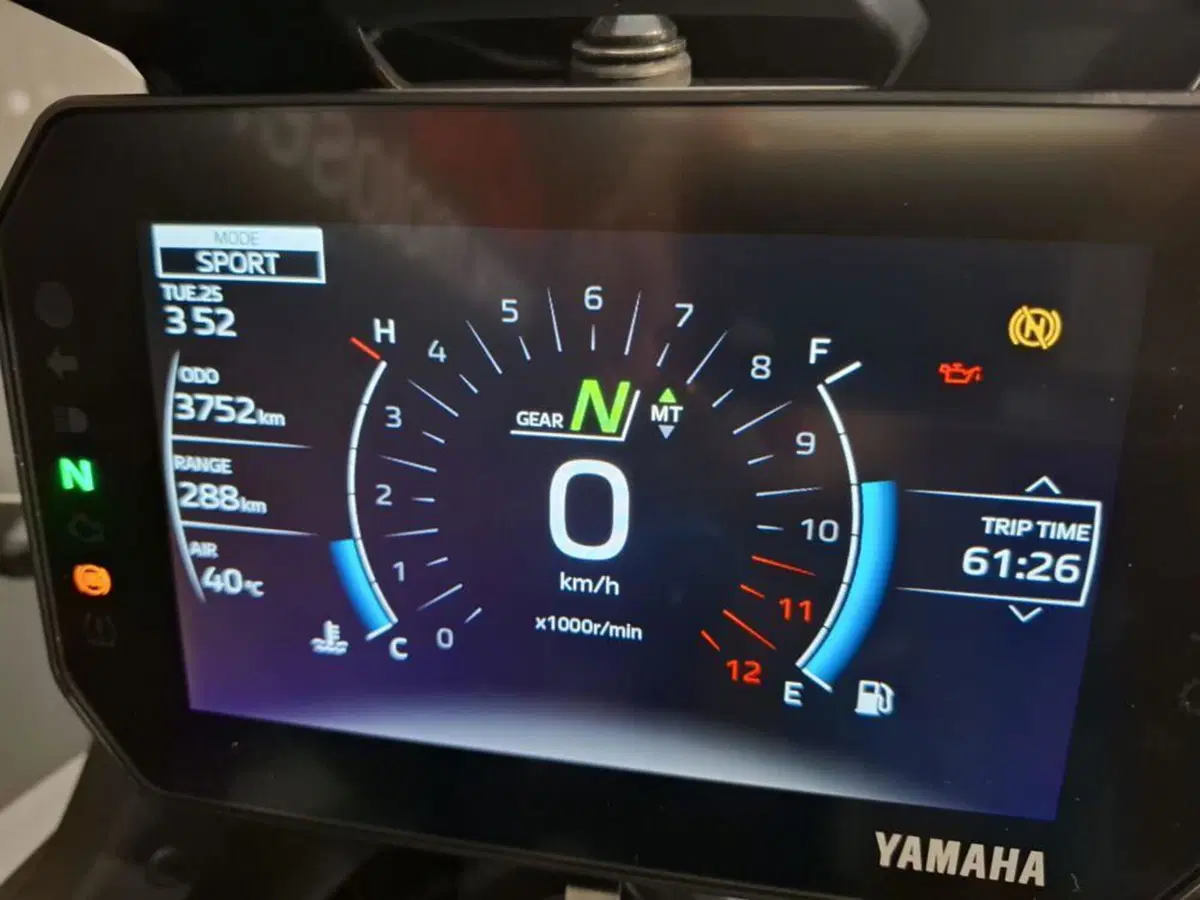 Yamaha Tracer 9 GT Y-AMT (2025 - 26) (7)