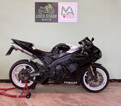 Yamaha YZF R1 (2006 - 07) usata