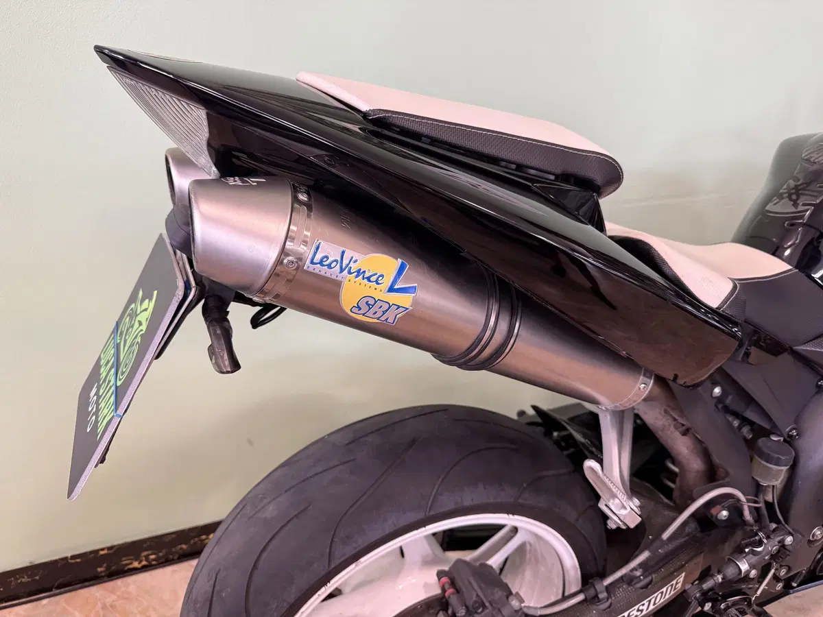 Yamaha YZF R1 (2006 - 07) (20)