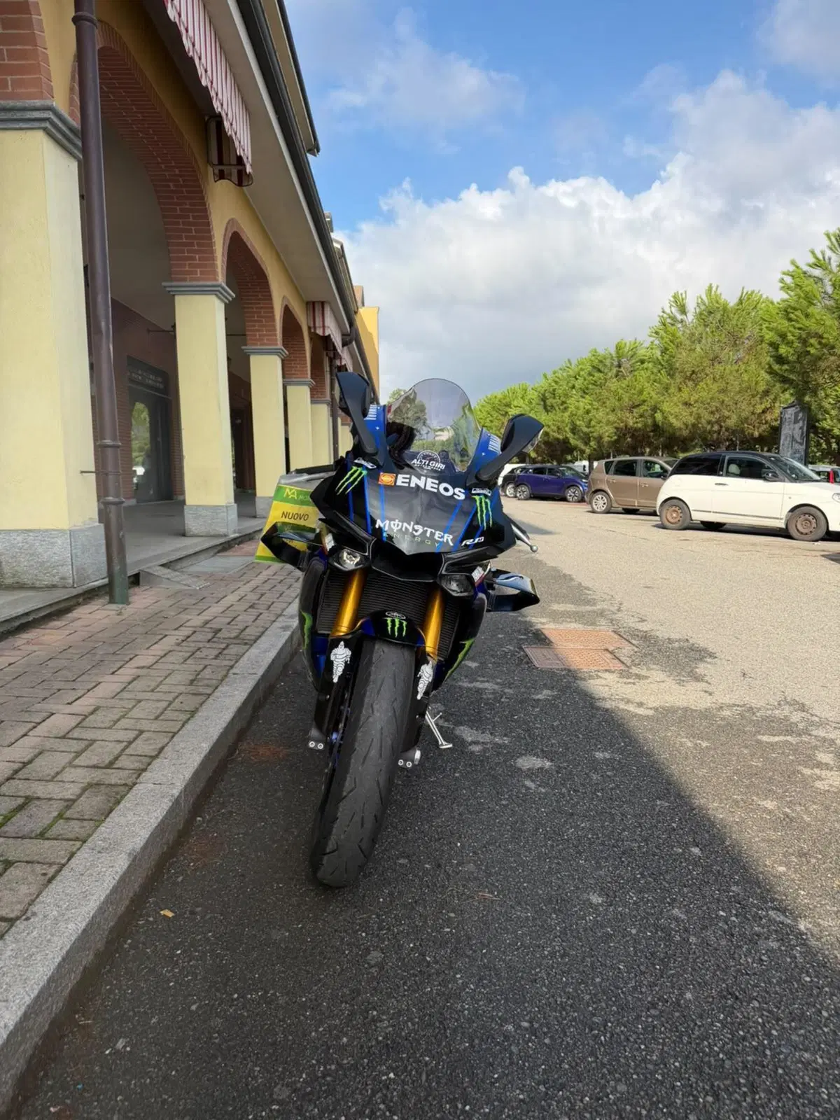 Yamaha YZF R1 (2015 - 16) (6)