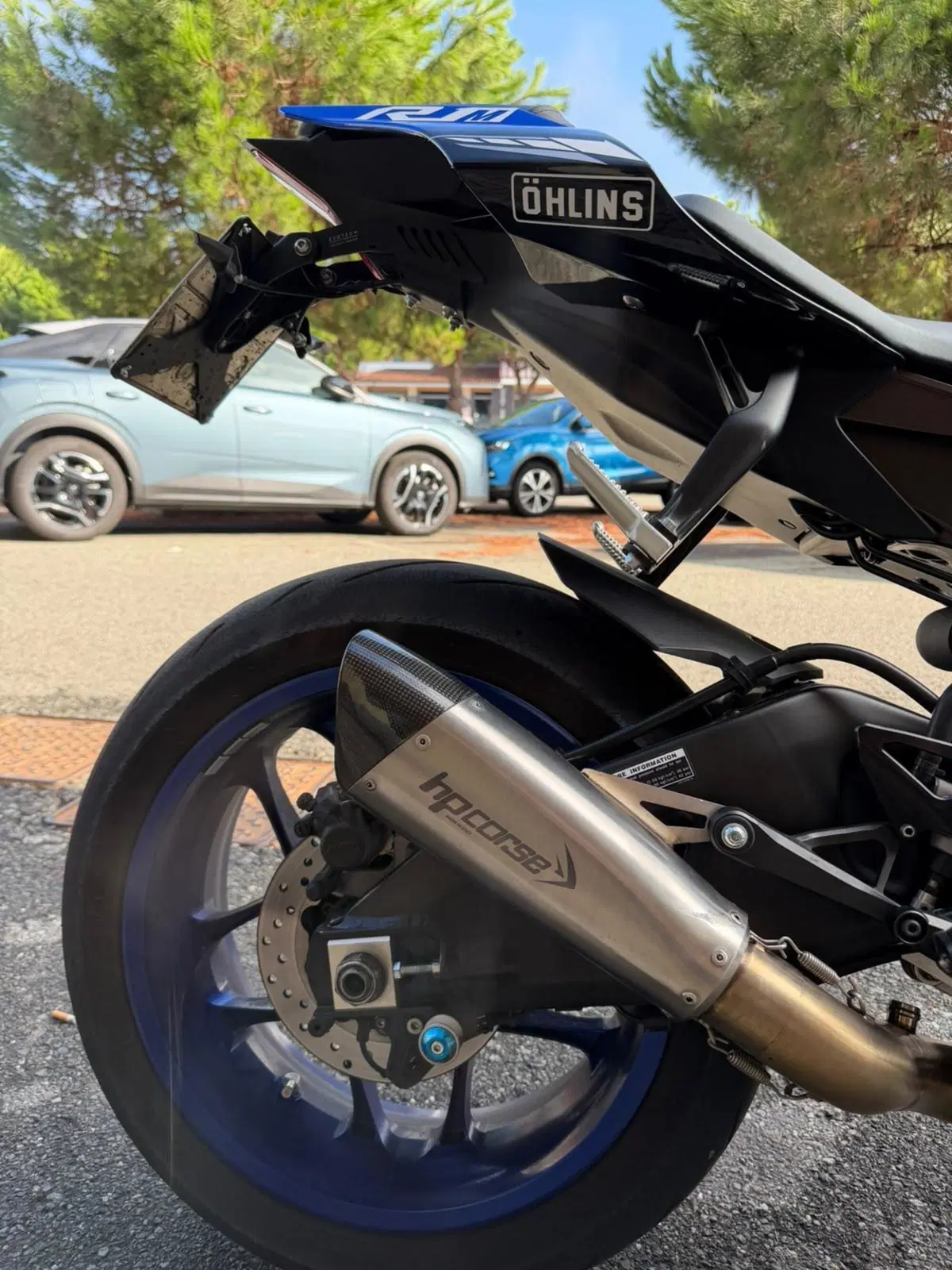 Yamaha YZF R1 (2015 - 16) (9)