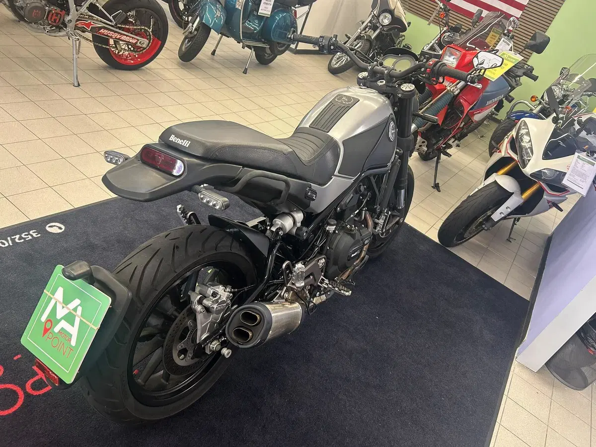 Benelli Leoncino 500 ABS (2017 - 20) (8)