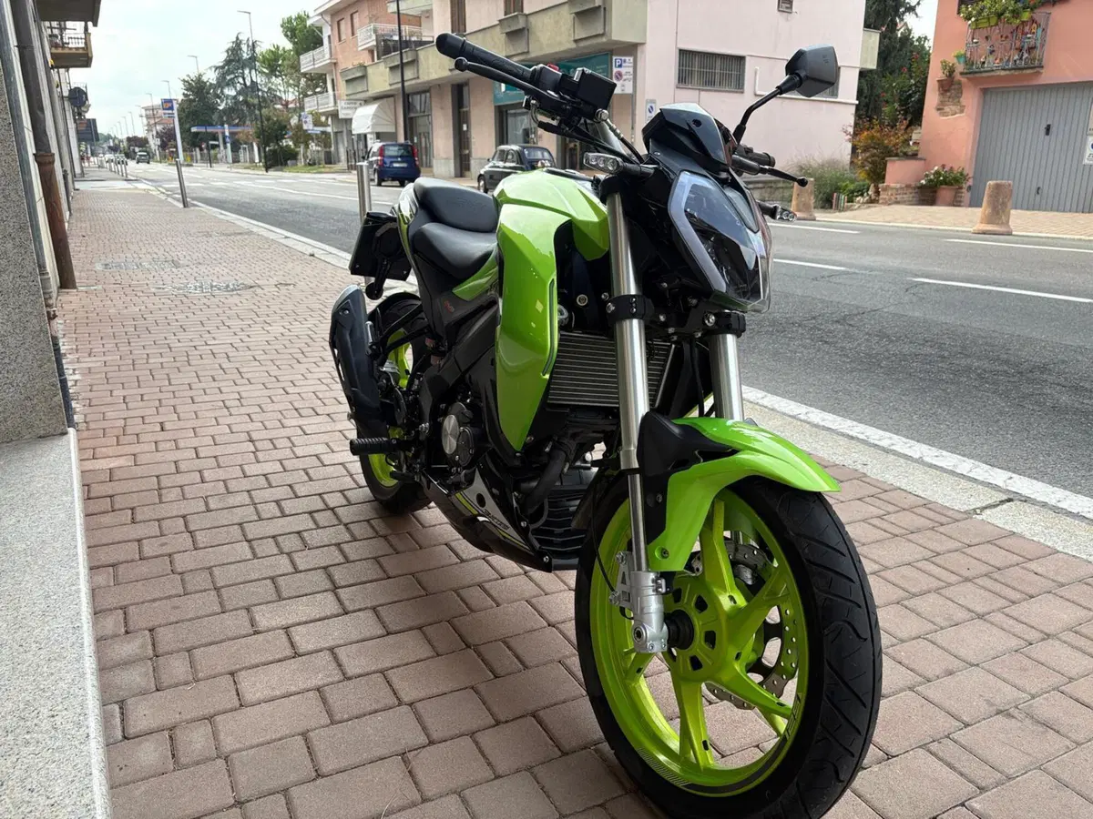 Keeway Motor RKF 125 (2020) (3)