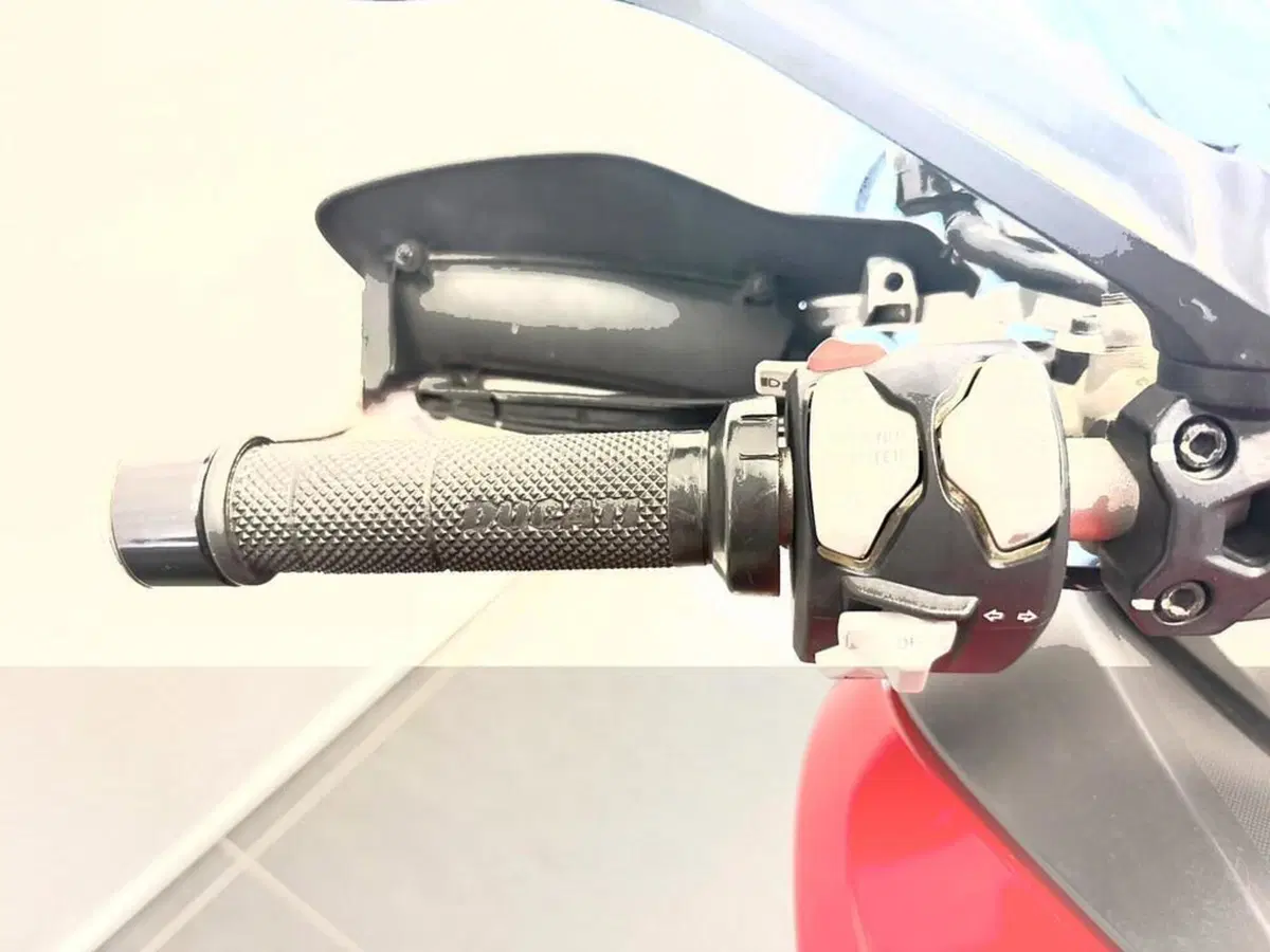 Ducati Multistrada 1200 S Touring D-air (2014 - 16) (13)