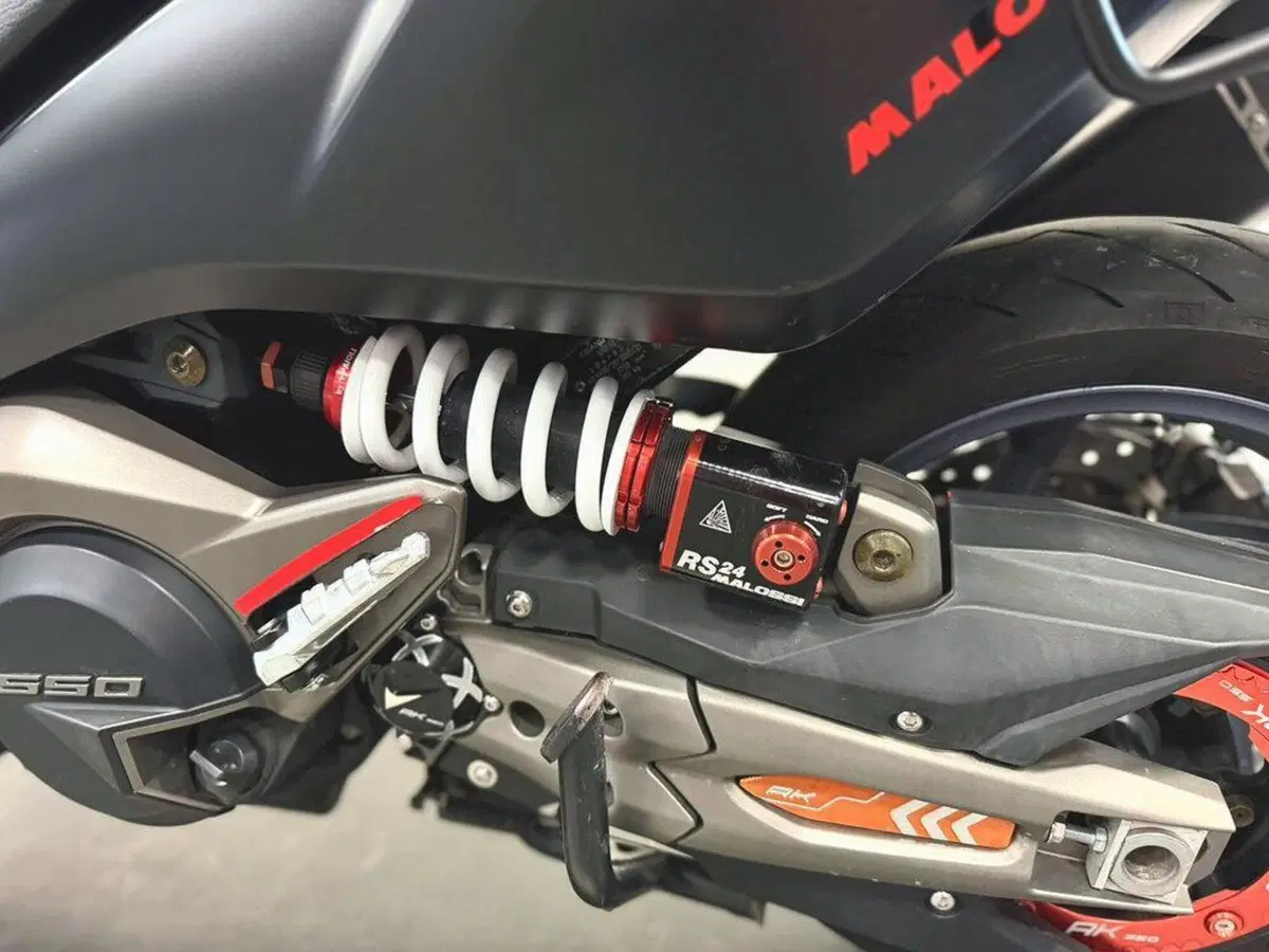 Kymco AK 550 (2017 - 19) (11)