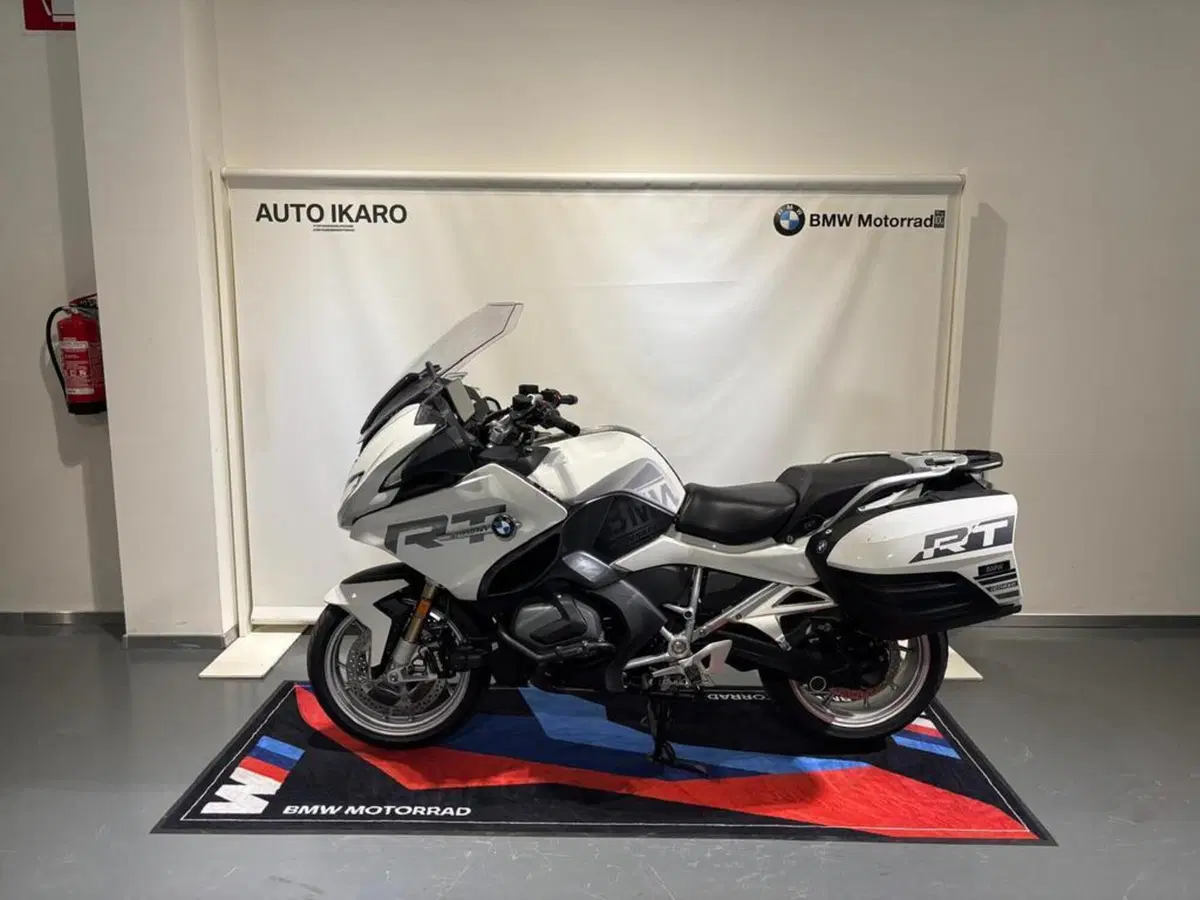 Bmw R 1250 RT (2021 - 25) (2)