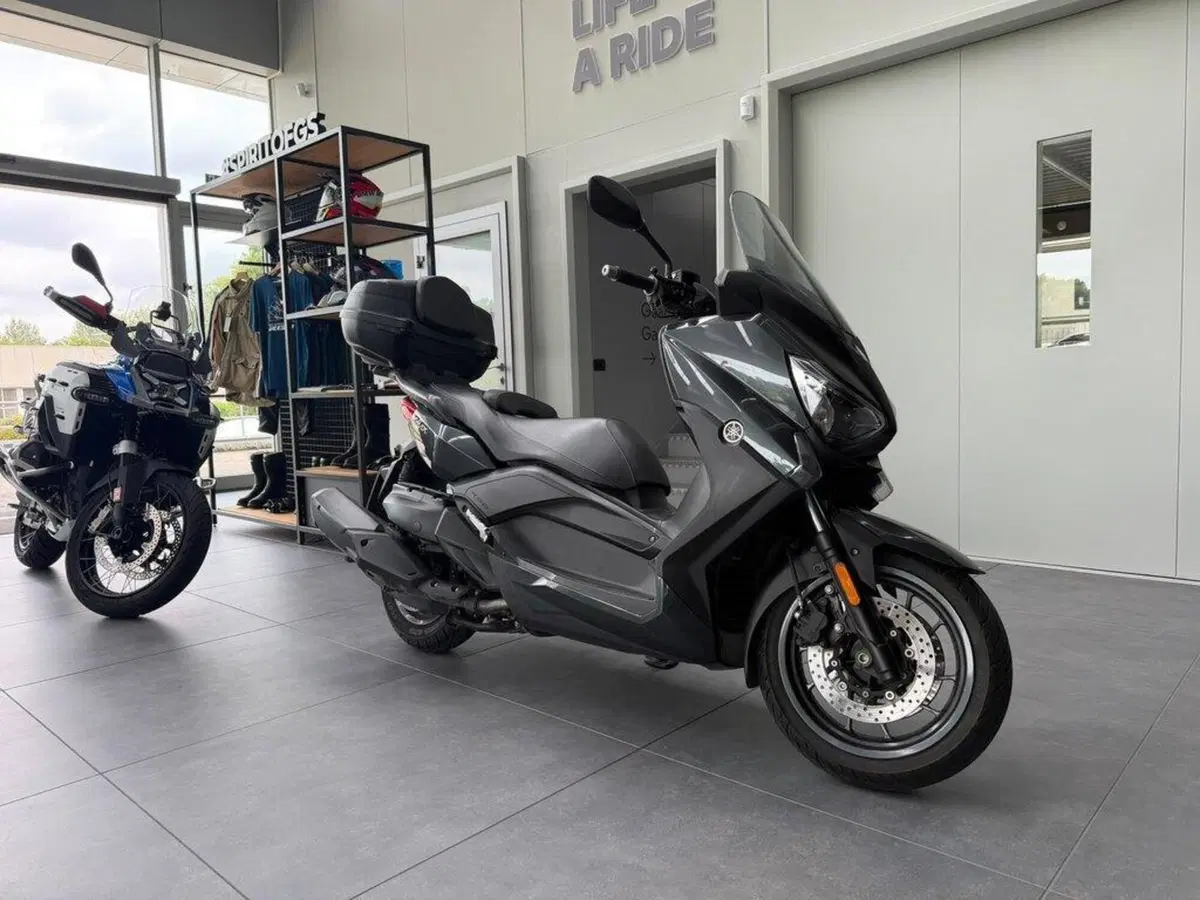 Yamaha X-Max 400 ABS (2013 - 16) (2)