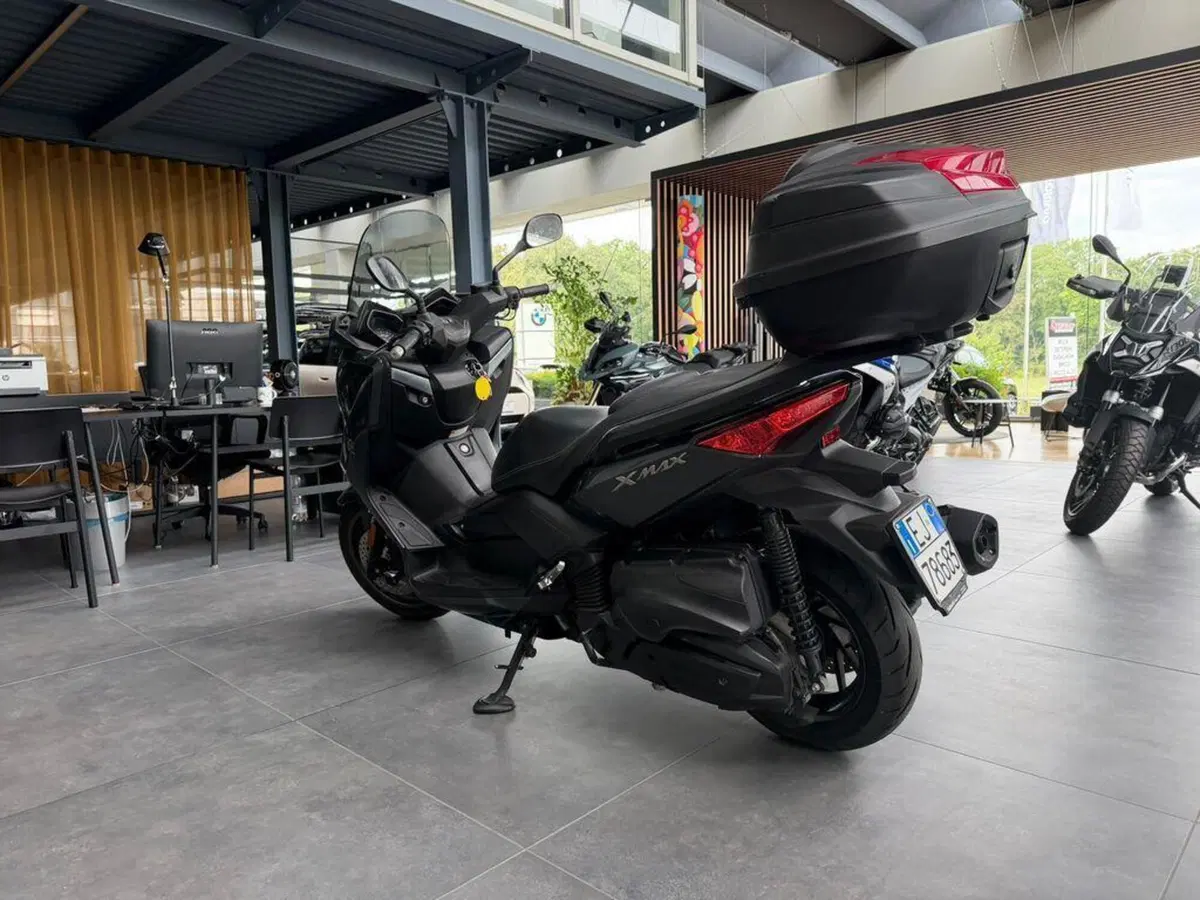 Yamaha X-Max 400 ABS (2013 - 16) (6)