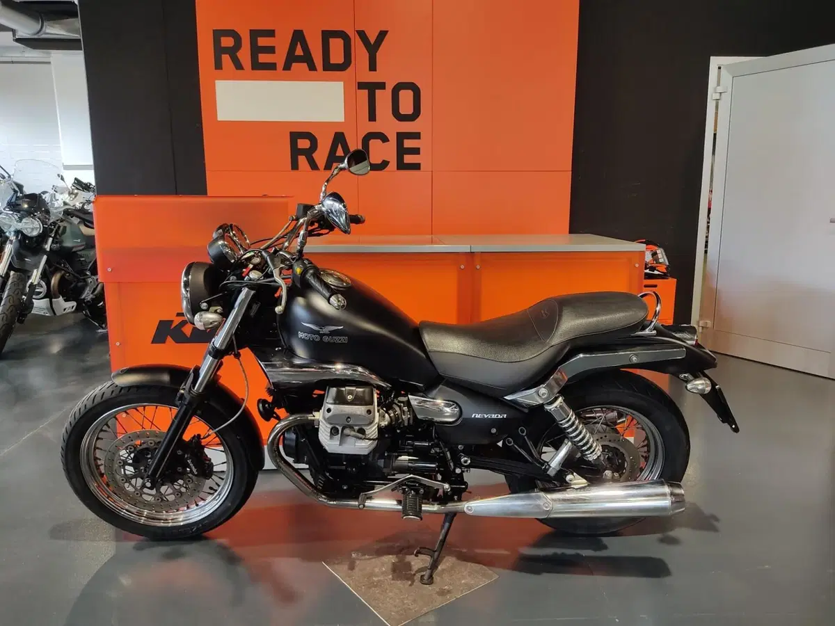 Moto Guzzi Nevada 750 Aquila Nera (2009 - 16)
