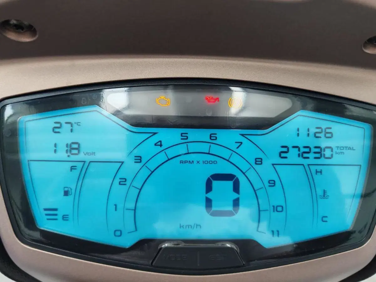 Piaggio Medley 150 S ABS (2020) (3)
