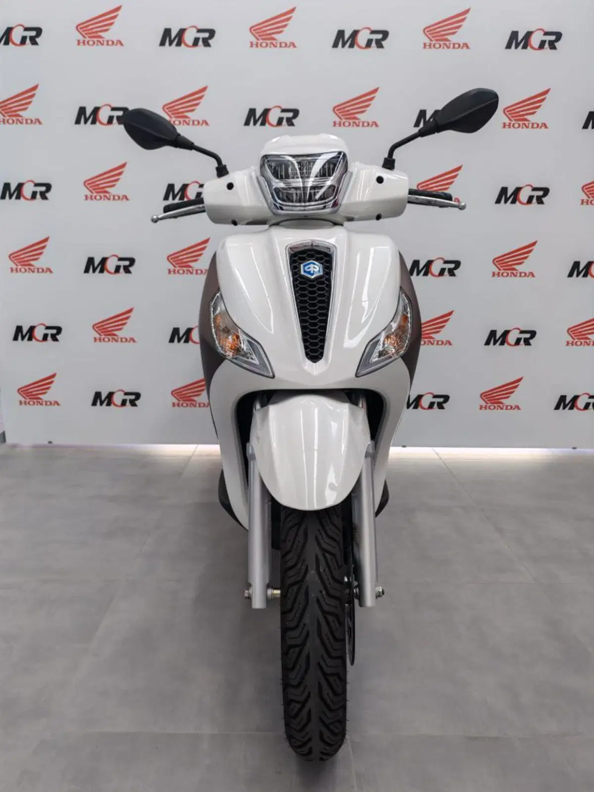 Piaggio Medley 150 S ABS (2020) (2)