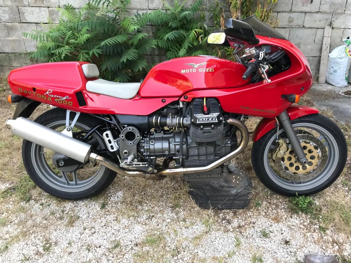 Moto Guzzi Daytona RS (3)