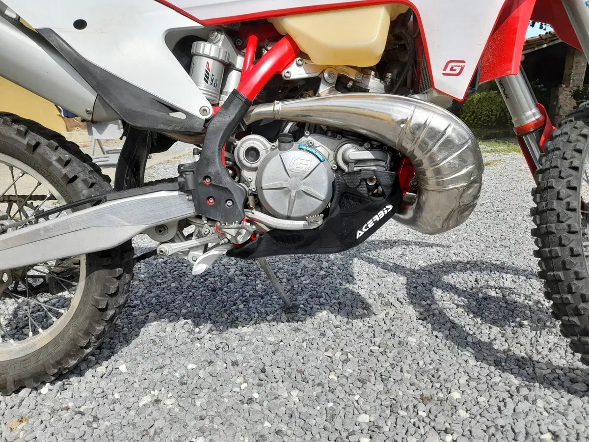 GASGAS EC 300 (2021) (3)
