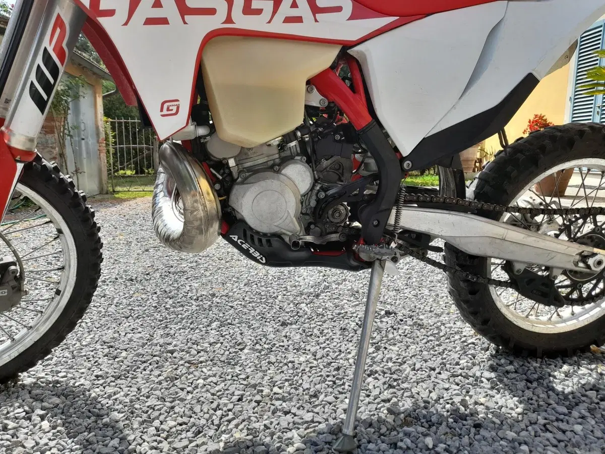 GASGAS EC 300 (2021) (4)