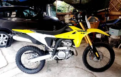 Suzuki DR-Z4S (2025 - 26) usata