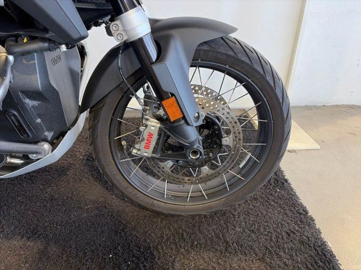 Bmw R 1300 GS (2023 - 26) (8)