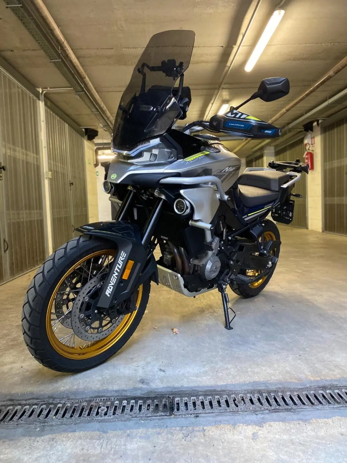 CFMOTO 800MT Touring (2022 - 26) (3)
