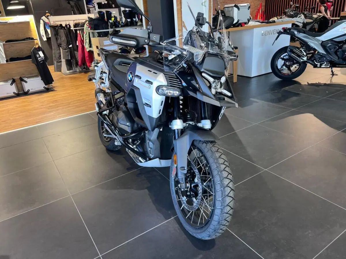 Bmw R 1300 GS Adventure Triple Black (2025 - 26) (3)