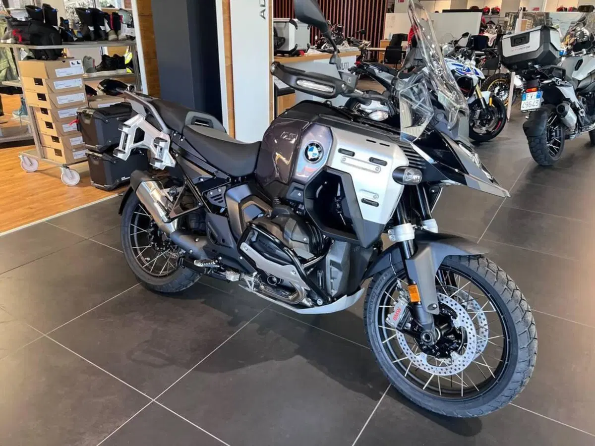 Bmw R 1300 GS Adventure Triple Black (2025 - 26) (2)