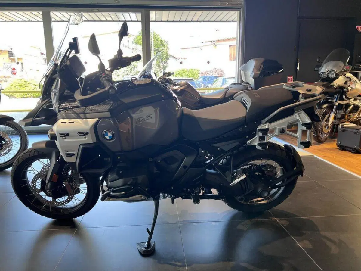 Bmw R 1300 GS Adventure Triple Black (2025 - 26) (6)