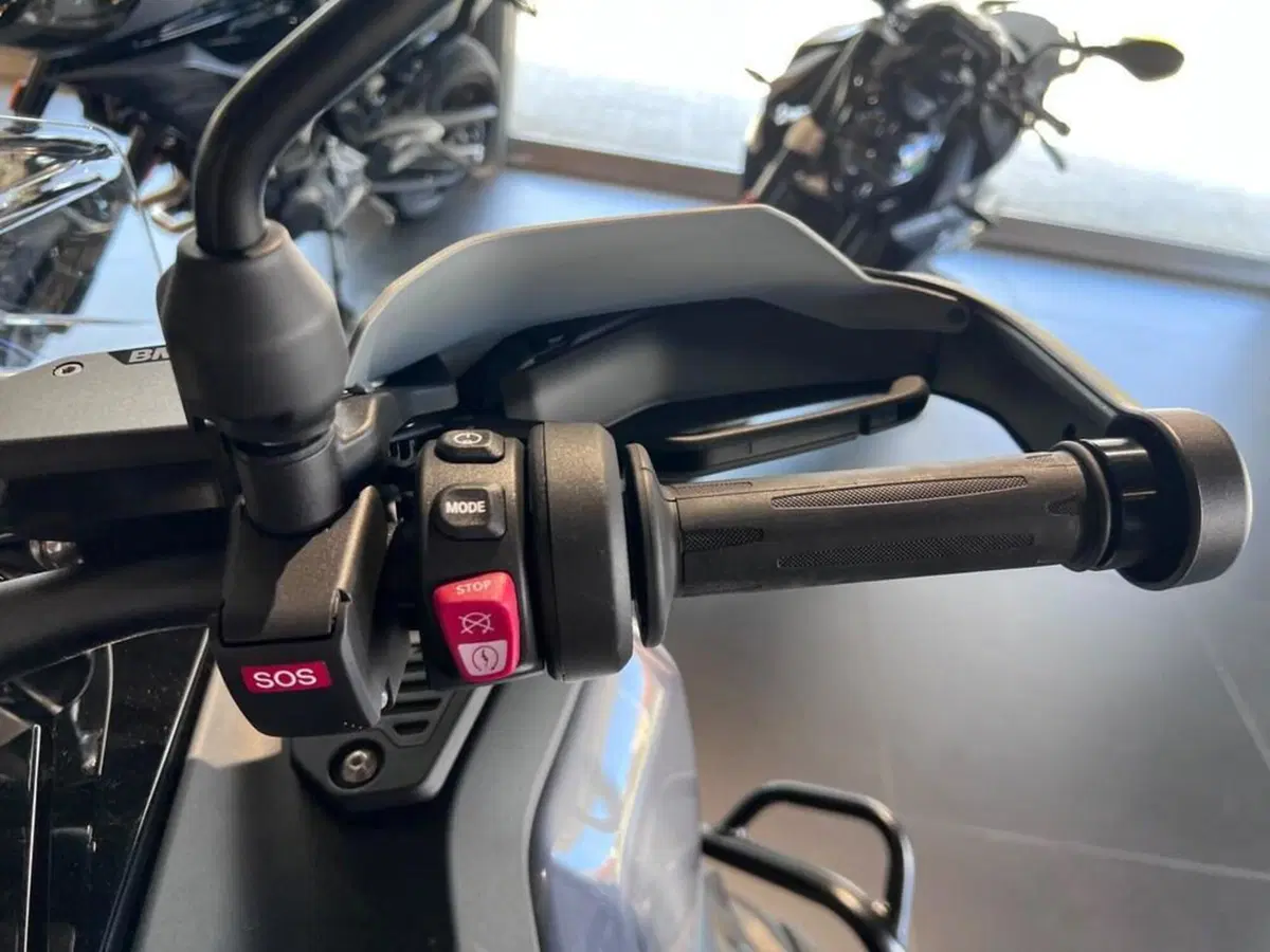 Bmw R 1300 GS Adventure Triple Black (2025 - 26) (11)