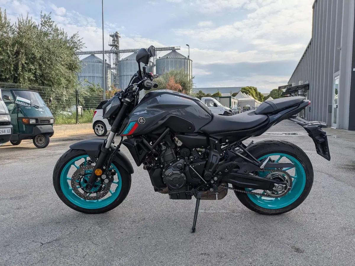 Yamaha MT-07 Pure (2023 - 25) (2)