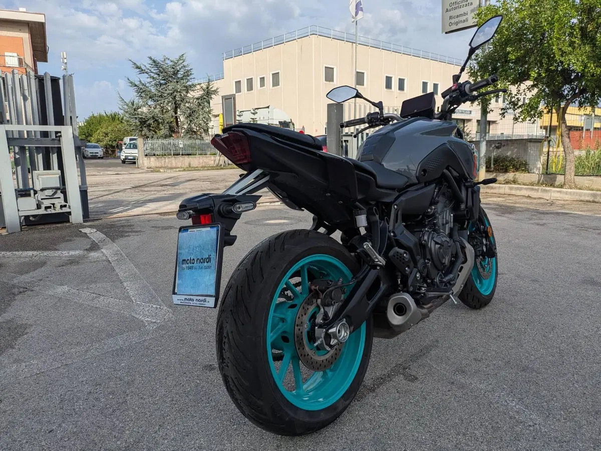 Yamaha MT-07 Pure (2023 - 25) (5)