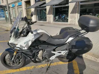 CFMOTO 650MT (2021 - 24) usata