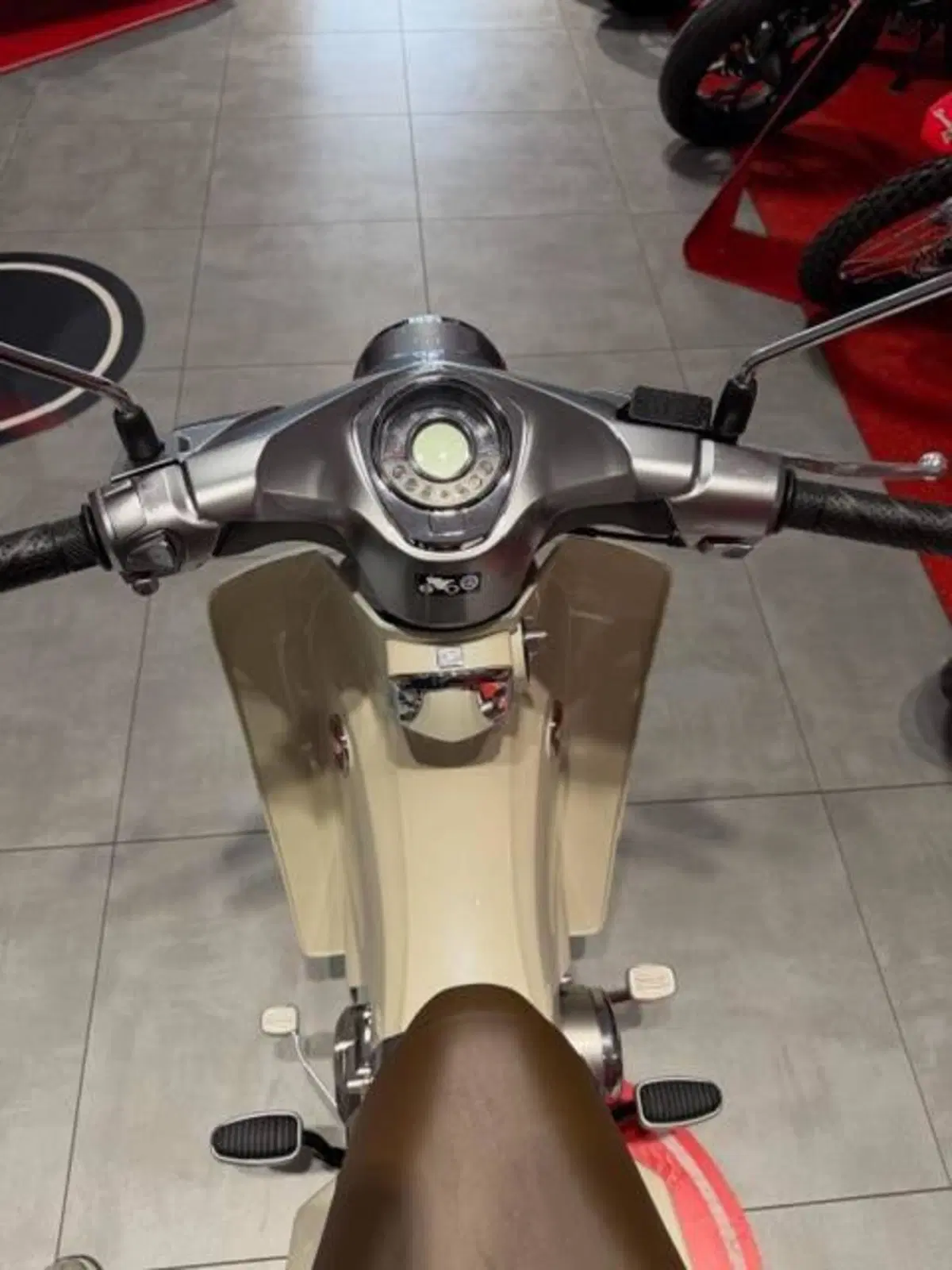 Honda Super Cub C125 (2022 - 26) (8)