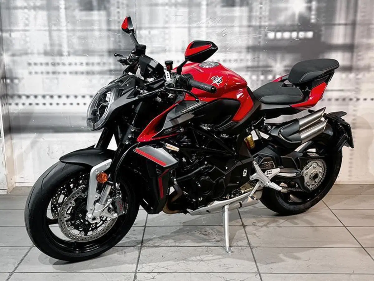 MV Agusta Brutale 1000 RS (2022 - 26) (4)