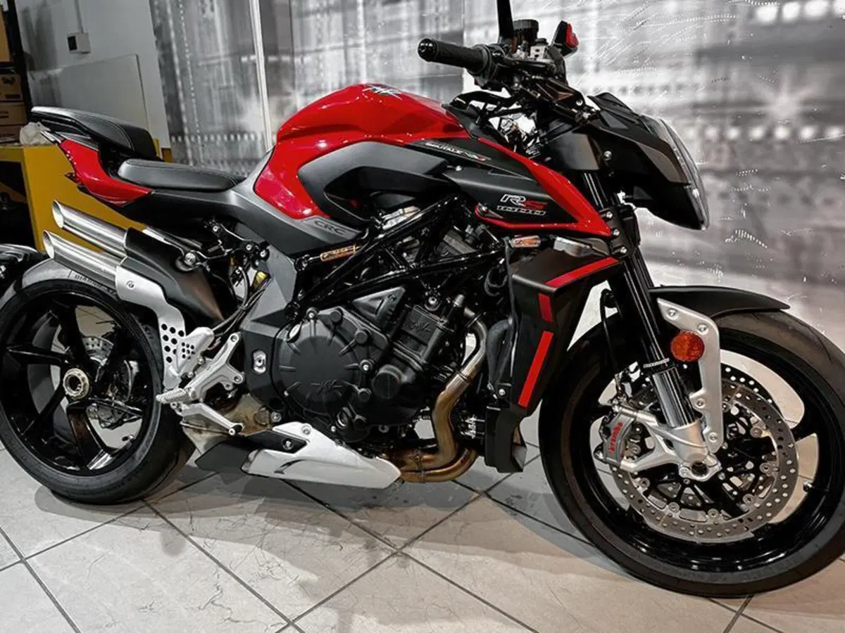 MV Agusta Brutale 1000 RS (2022 - 26) (6)