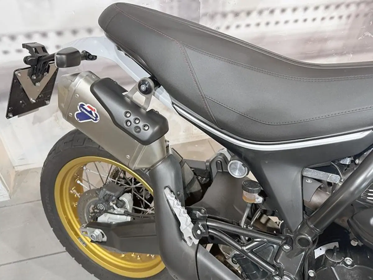 Ducati Scrambler 800 Desert Sled (2021 - 22) (6)