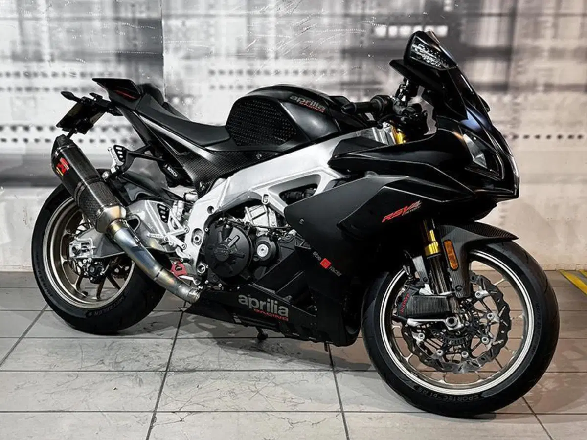 Aprilia RSV4 1100 Factory (2019 - 20)