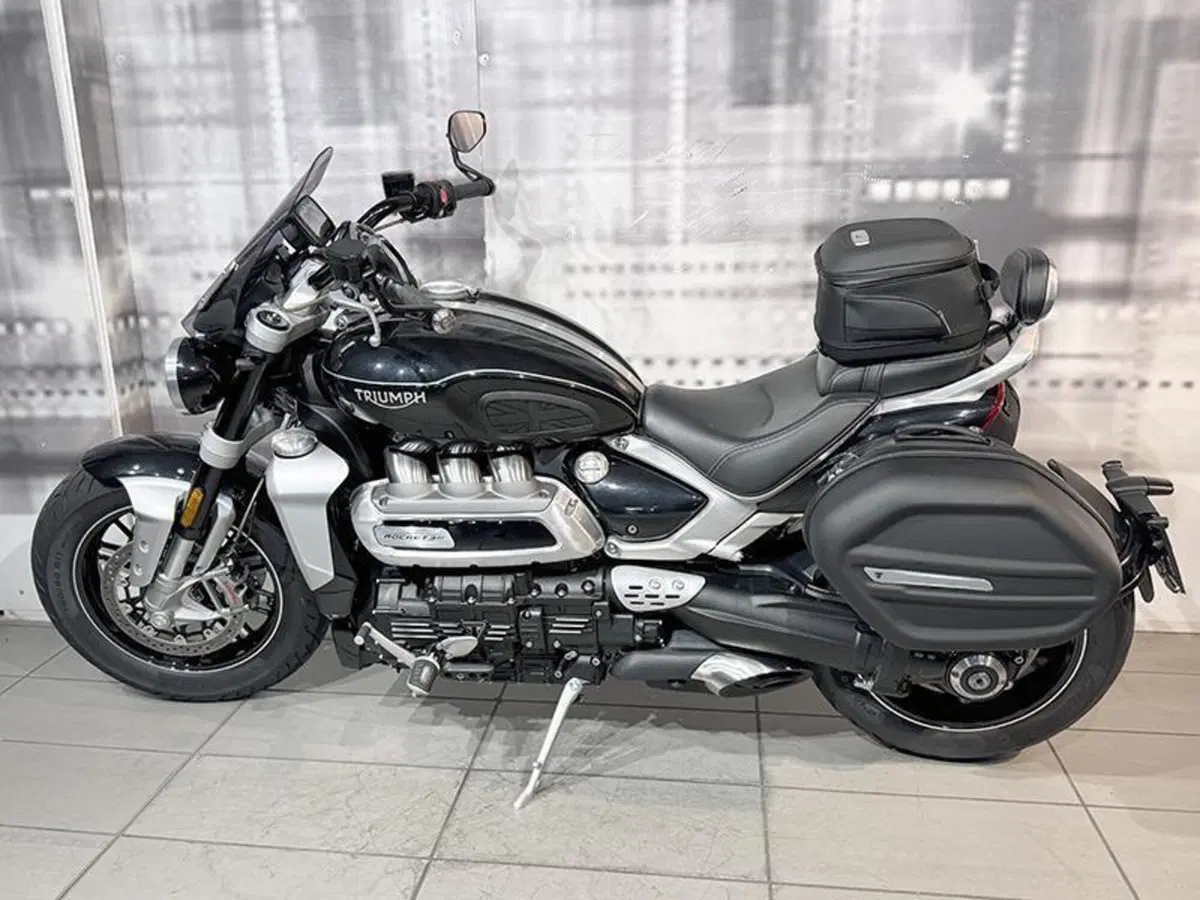 Triumph Rocket 3 GT (2021 - 24) (2)