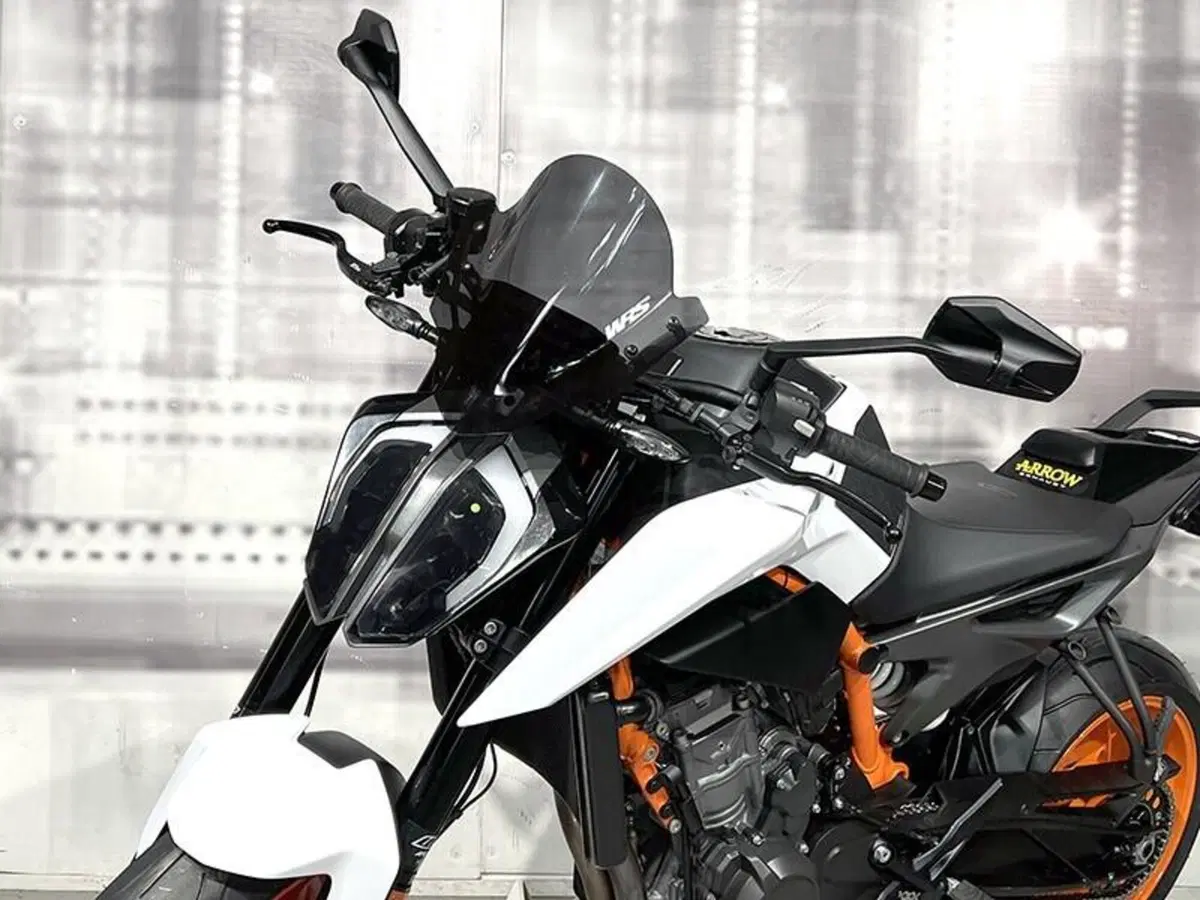 KTM 890 Duke (2021 - 23) (5)