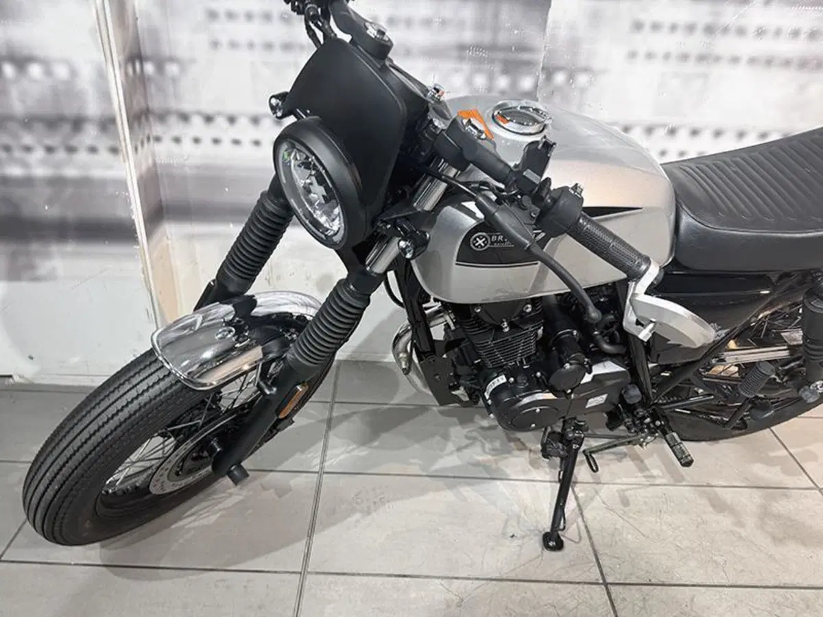 Brixton Motorcycles Sunray 125 ABS (2021 - 26) (5)