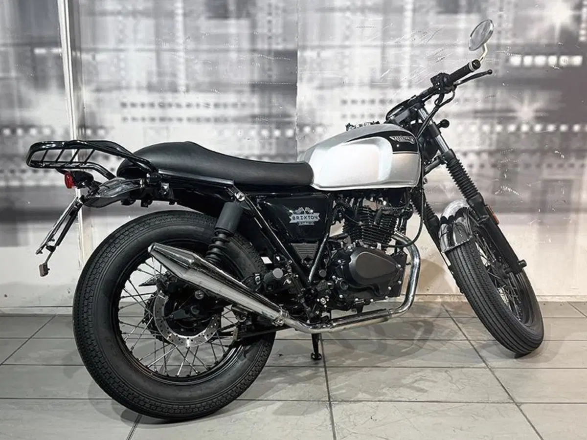 Brixton Motorcycles Sunray 125 ABS (2021 - 26) (8)