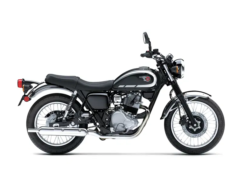 Kawasaki W230 MY27 in colorazione Ebony