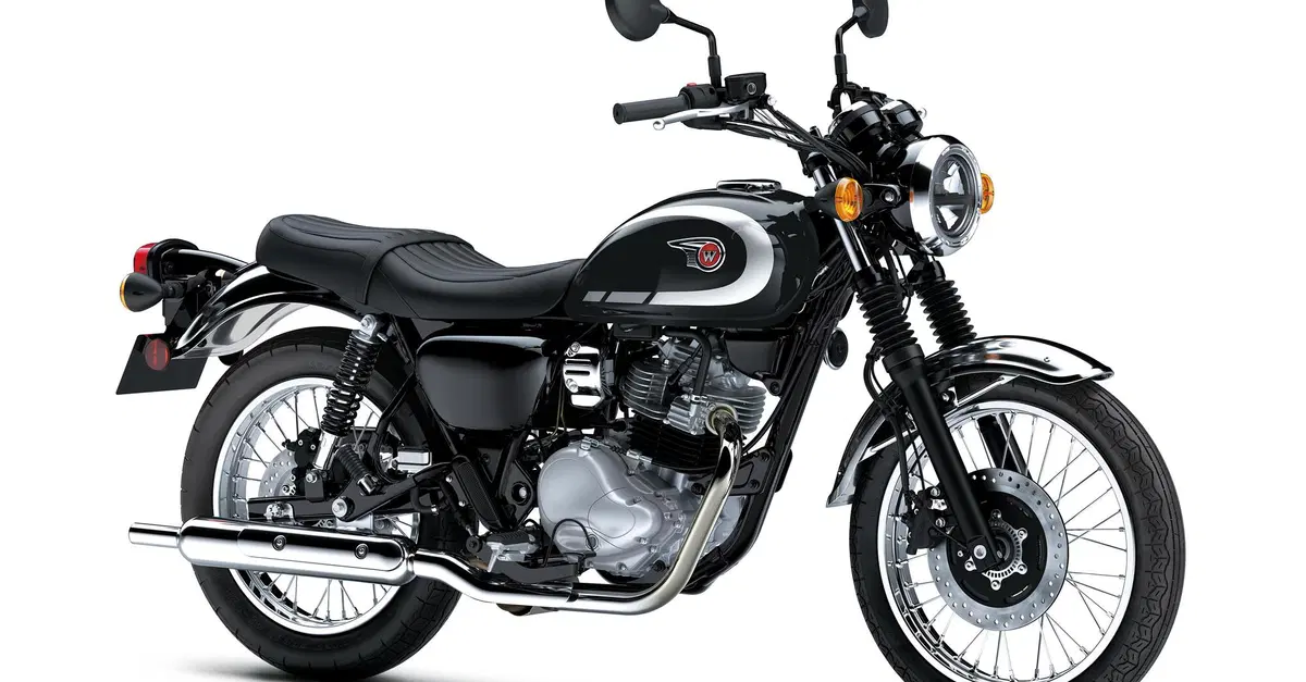 Kawasaki Meguro S1 e W230 MY27: la coppia Classic si aggiorna con la nuova tinta Ebony