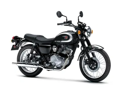 Kawasaki Meguro S1 e W230 MY27: la coppia Classic si aggiorna con la nuova tinta Ebony