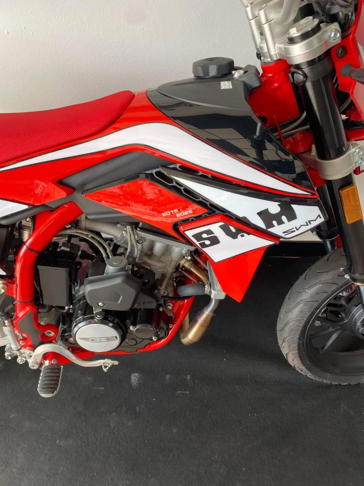 Swm SM 125 R Reborn (2026) (4)