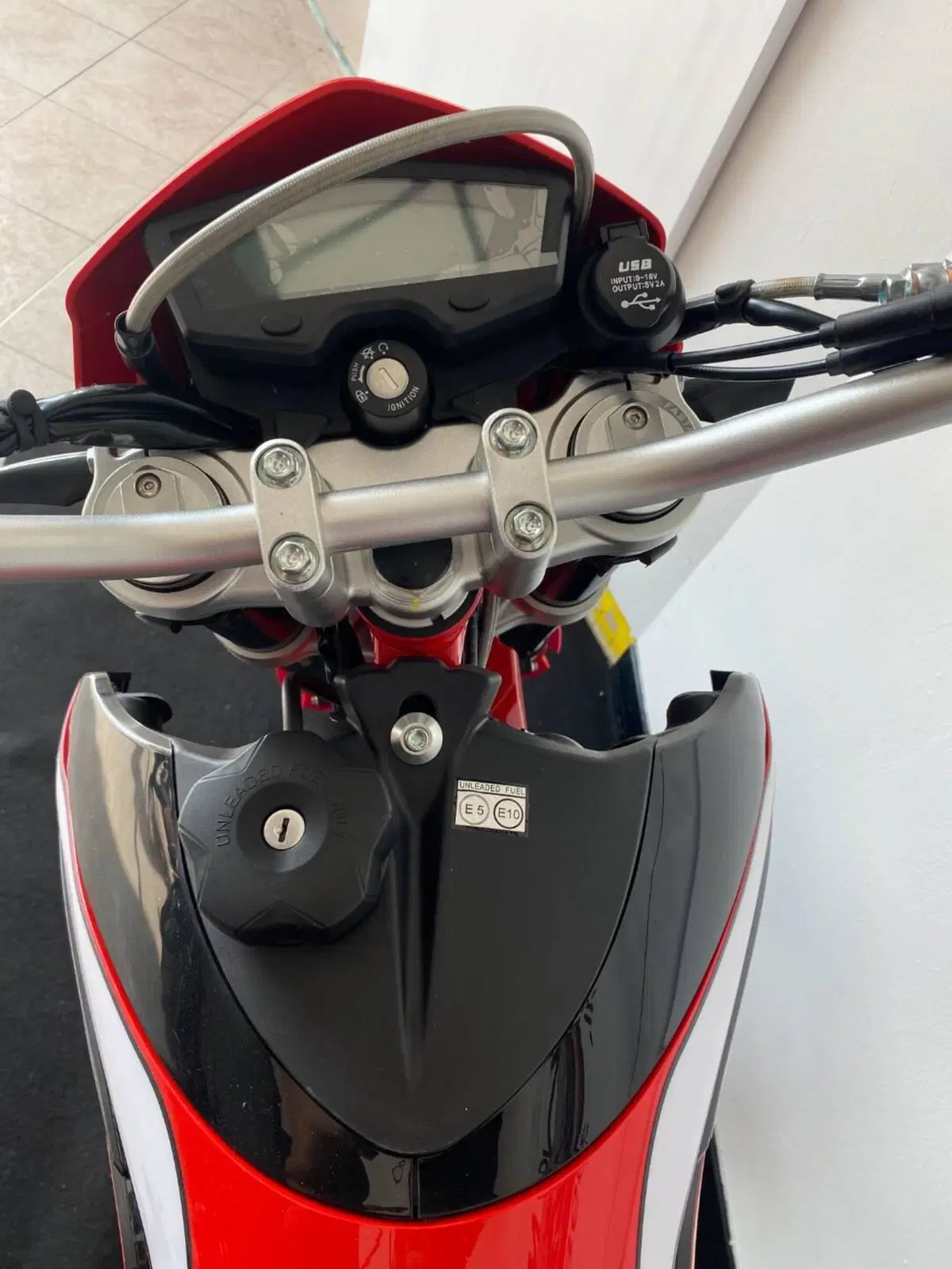 Swm SM 125 R Reborn (2026) (16)